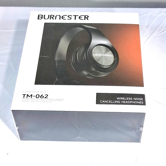 Burnester Black New In Box Wireless Noise Canceling Headphones - Picture 2 of 11